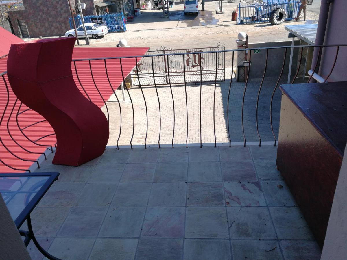 Bougain Villa Guesthouse Winburg 外观 照片