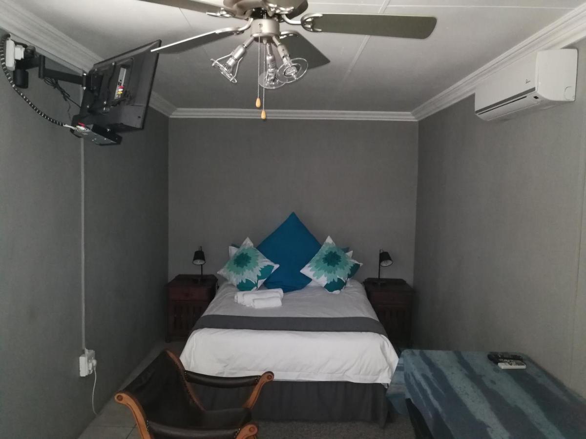 Bougain Villa Guesthouse Winburg 外观 照片
