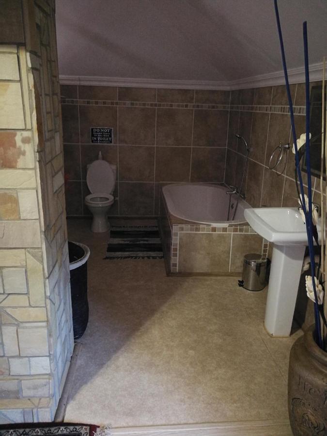 Bougain Villa Guesthouse Winburg 外观 照片