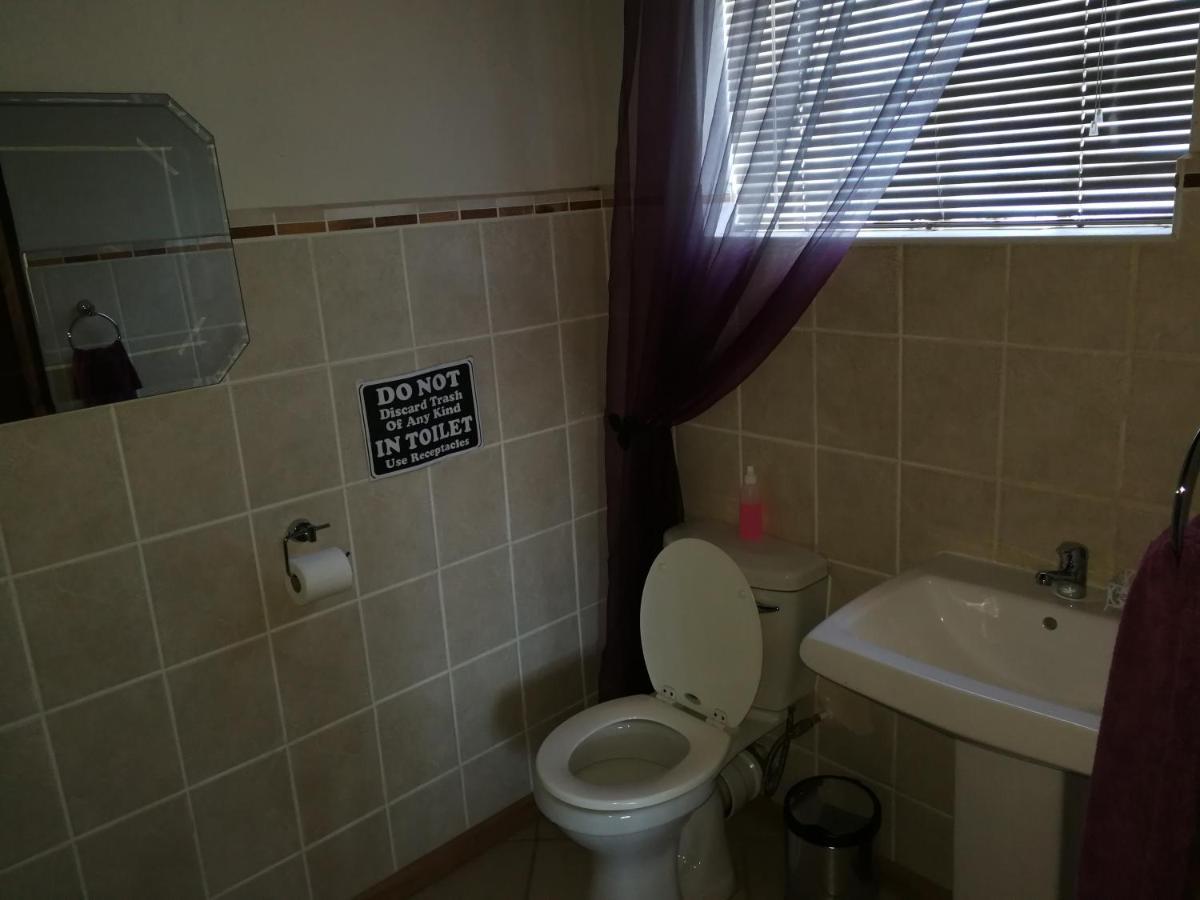 Bougain Villa Guesthouse Winburg 外观 照片