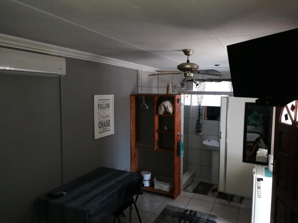Bougain Villa Guesthouse Winburg 外观 照片